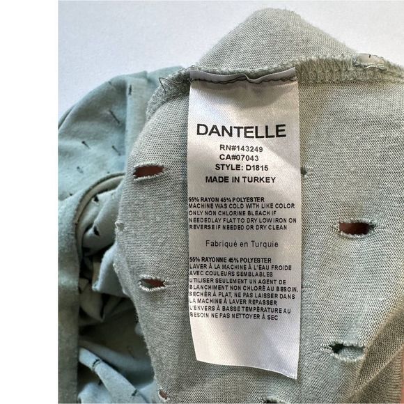 NWOT Dantelle Green Crew Neck‎ Short Sleeve Perforated Shirt Medium - Picture 4 of 7